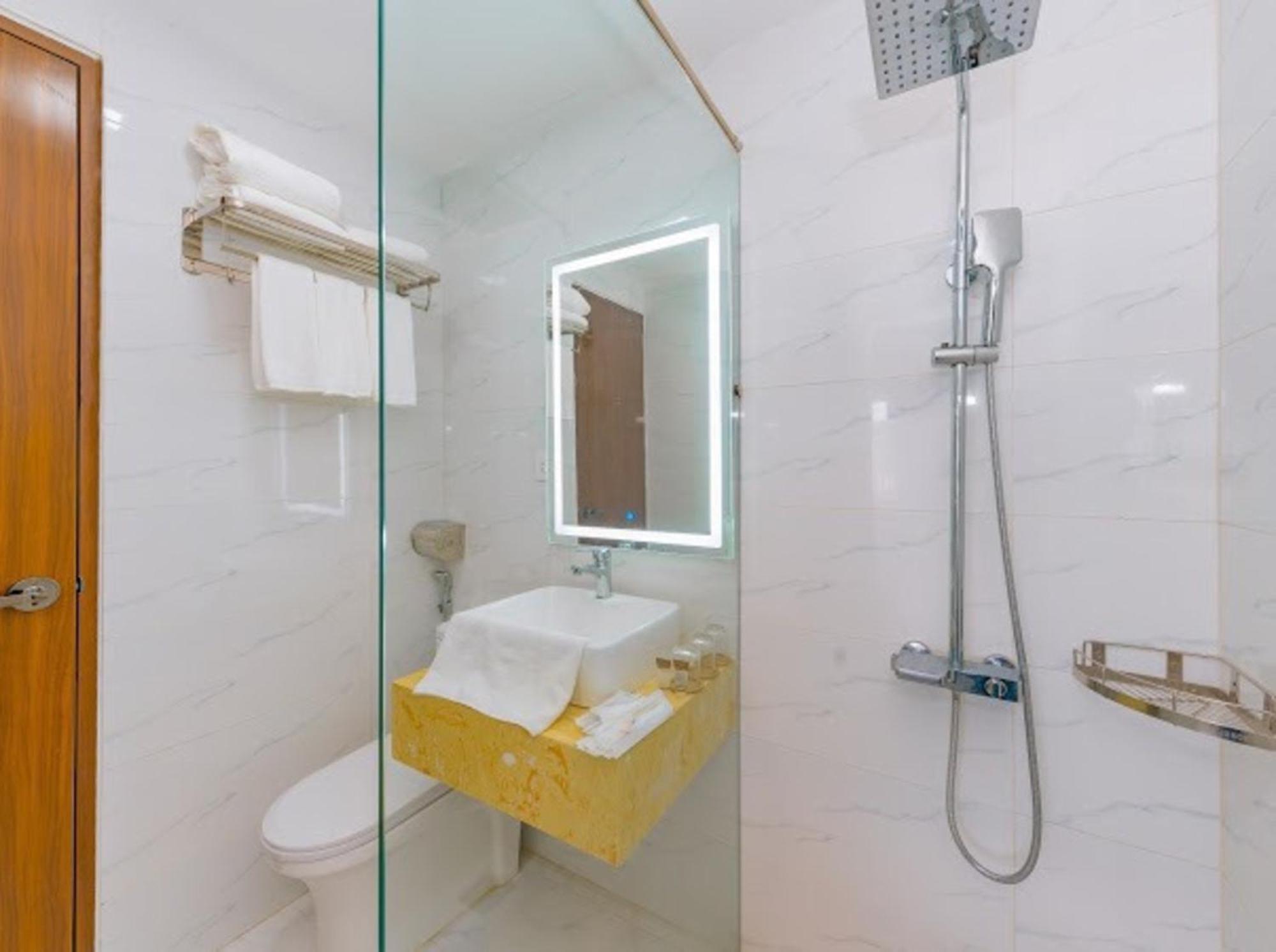An Binh Tan Hotel Nha Trang Exteriör bild